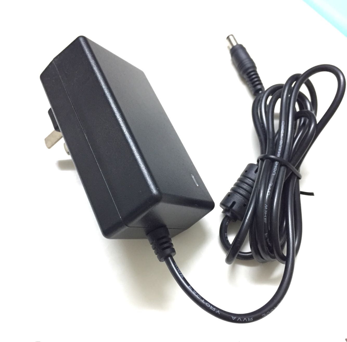 New 12V 2.5a TF-E215YW power SUPPLY ac adapter